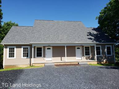 Main picture of 308 S Water St
