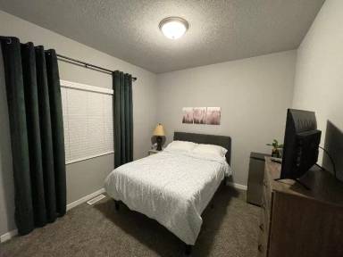 Main picture of 1909 Hummingbird Dr