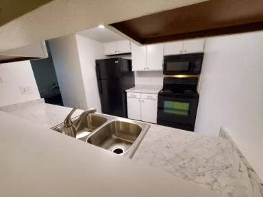 Main picture of 12140 Huron St