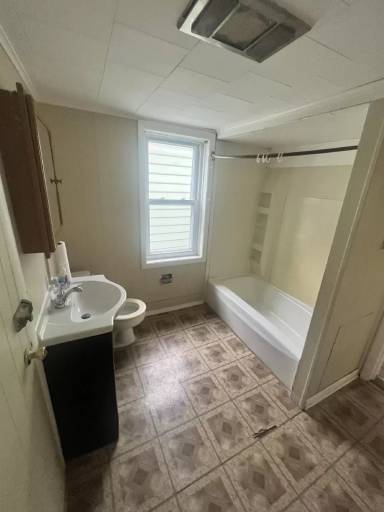 Main picture of 403 1st St
