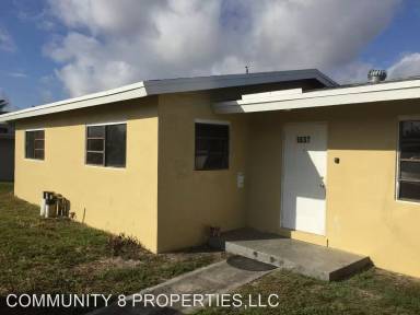 Main picture of 1637 NW 10th Ave