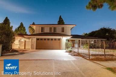 Main picture of 19072 Los Alimos St