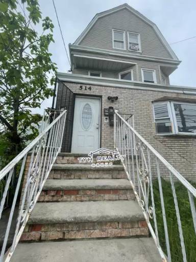 Main picture of 514 Hawthorne Ave