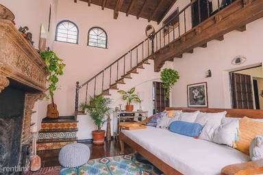 Main picture of 1812 Grace Ave