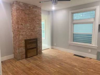 Main picture of 129 3rd St