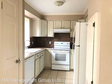 Main picture of 2931 Toulon Dr