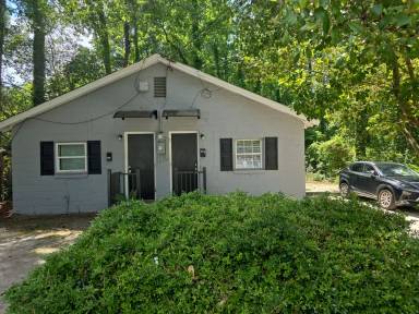 Main picture of 3905 Water St
