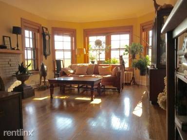 Main picture of 400 Ridge Ave