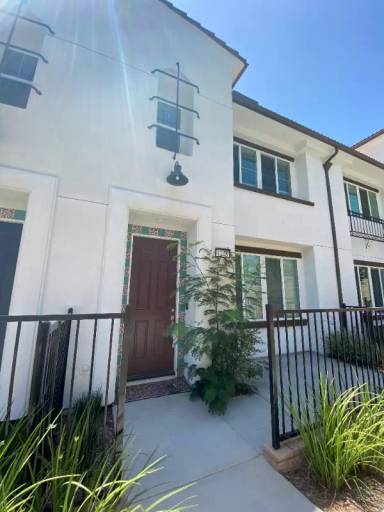 Main picture of 1128 Kats Way