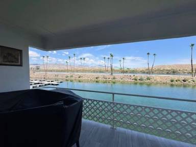 Main picture of Roadhaven Marina