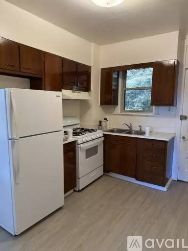 Main picture of 13 Highland Ave