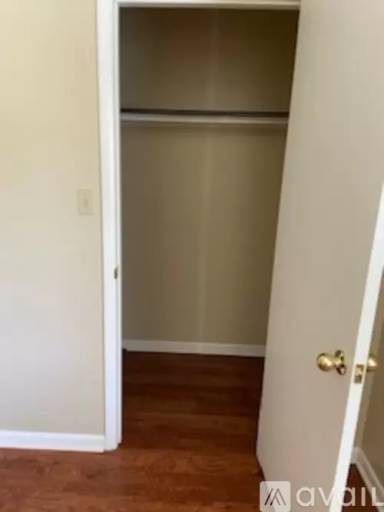 Main picture of 241 Haywood Ln