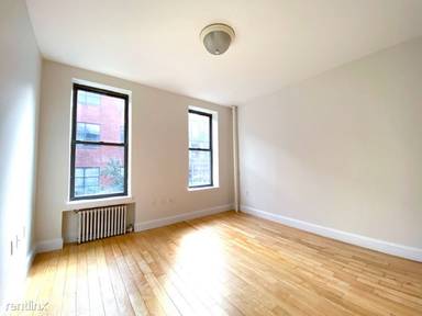 Main picture of 533 W 49th St
