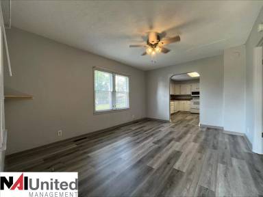 Main picture of 317 2nd Ave