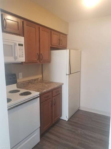 Main picture of 6050 Briarcliff Path