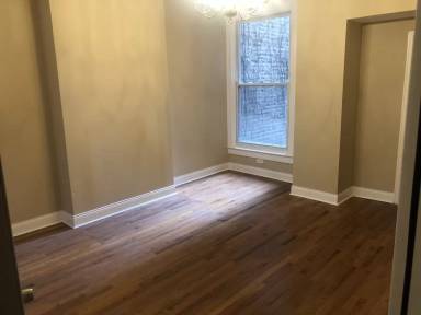 Main picture of 20 S Seeley Ave