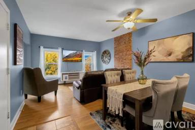 Main picture of 144 Cottage St
