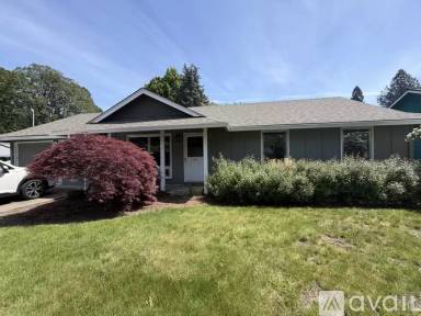 Main picture of 4600 SW 182nd Ave