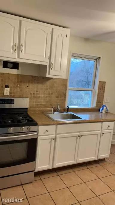 Main picture of 258 Duer St