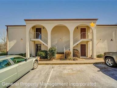 Main picture of 605 Candler St