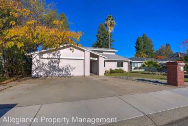 Main picture of 8276 Longden Cir