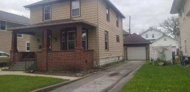 Main picture of 921 W Oakdale Dr