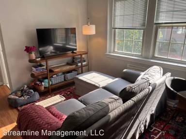 Main picture of 2415 Ontario Rd NW