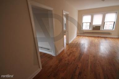 Main picture of 3726 N Pine Grove Ave