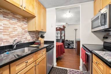 Main picture of 84 Grant St