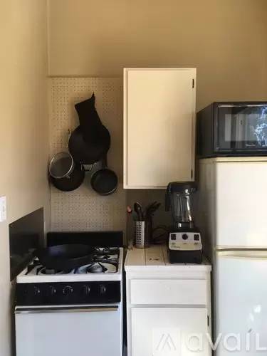 Main picture of 2718 Dana St