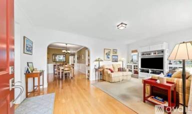 Main picture of 2030 Veteran Ave