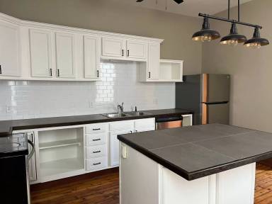 Main picture of 1830 Pearl St