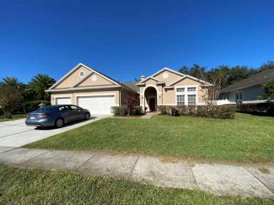 Main picture of 10885 Piping Rock Cir
