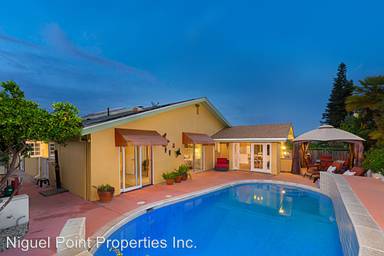 Main picture of 33212 Blue Fin Dr