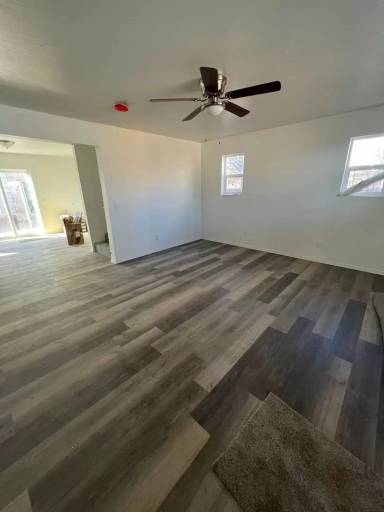 Main picture of 1621 N Center St