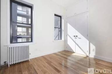 Main picture of 49 Ludlow St