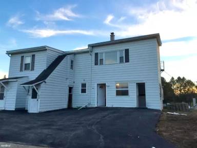 Main picture of 212 Schoolhouse Rd