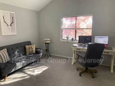 Main picture of 99 Overlook Dr