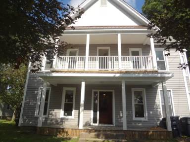 Main picture of 28 N 4th St