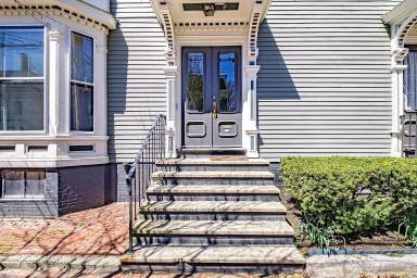 Main picture of 31 Cushman St