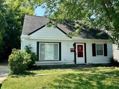 Main picture of 26500 Drakefield Ave