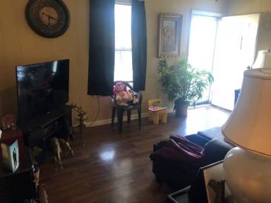 Main picture of 5470 Lexington Rd