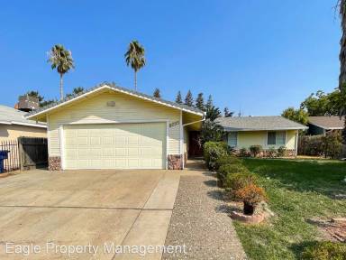 Main picture of 8055 Wagon Trail Way