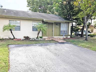 Main picture of 12556 SW 118th Ter