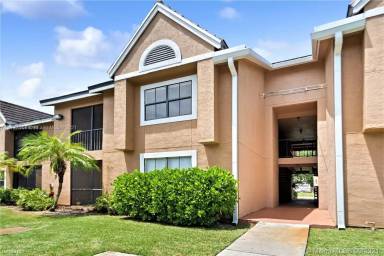 Main picture of 10670 SW 156th Pl