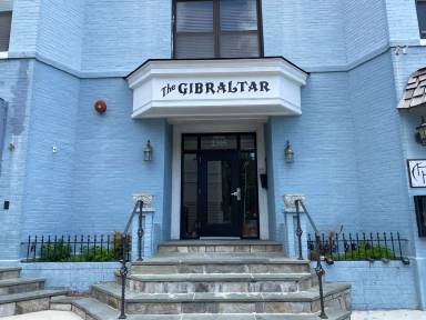 Main picture of 2305 18th St NW