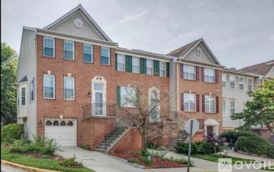 Main picture of 2901 Fairfax Metro Ln