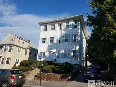 Main picture of 49 Cohasset St