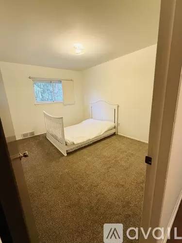 Main picture of 1414 Crooks Rd