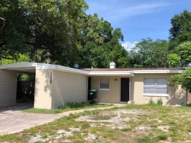 Main picture of 1229 Saint James Rd